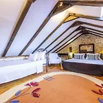 House With Two Bedrooms Dinko Hh *